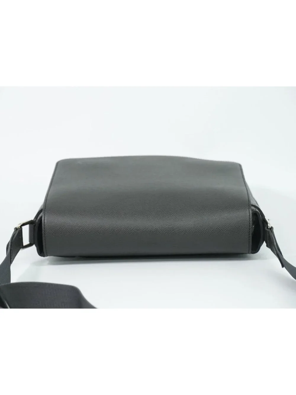 Louis Vuitton LV Roman PM Taiga Leather Shoulder Bag Ardoise